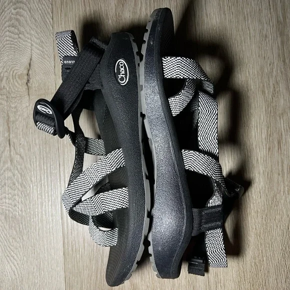 Chaco Women’s Z/Cloud 2 Excite Black and White Sandals Size 9 - Picture 4 of 7